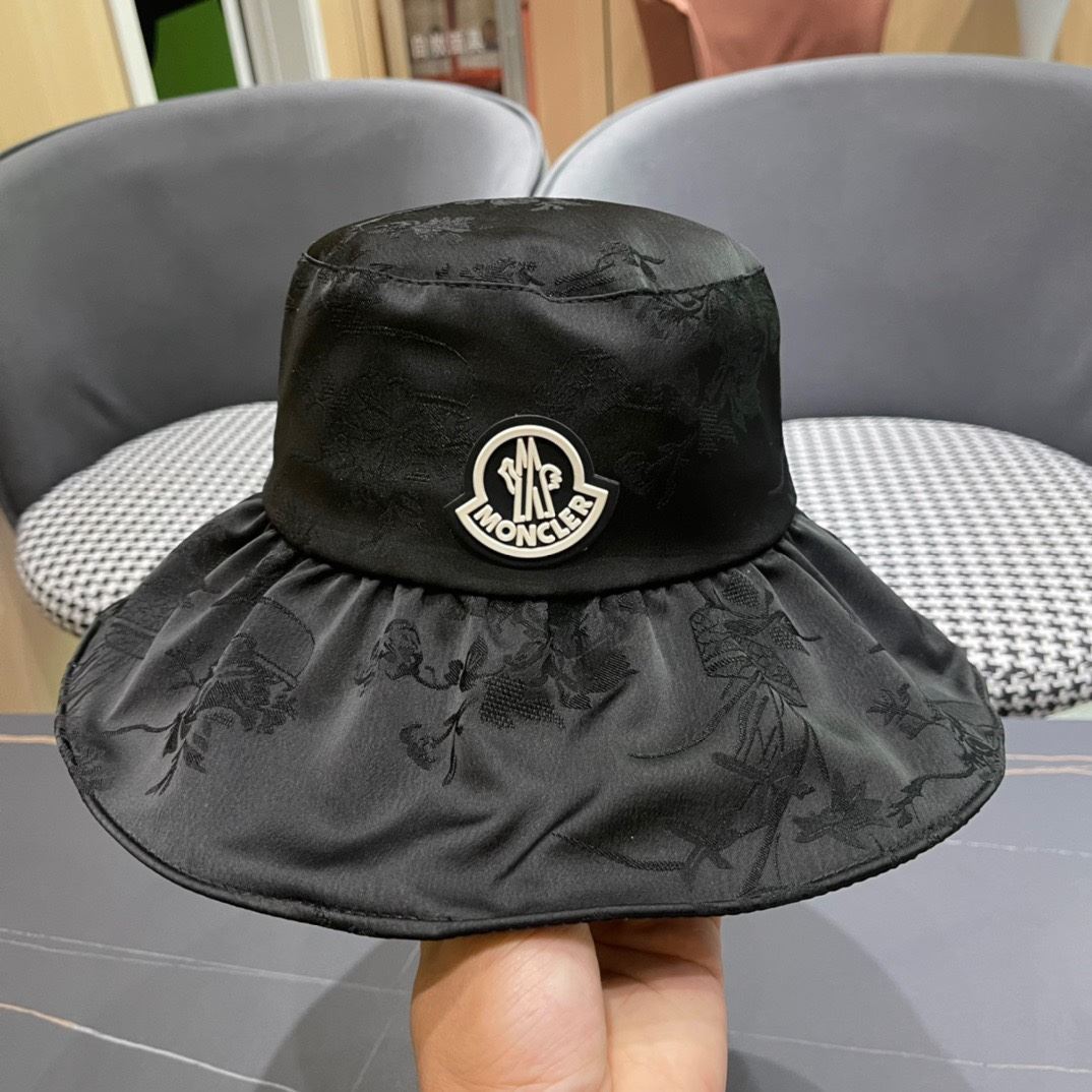 Moncler Caps